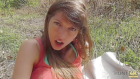 Sexy young blonde with a sexy ass gets