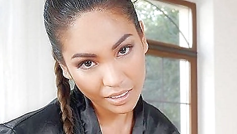 Mas tiffanyleegan drilled hard in front of her pussy